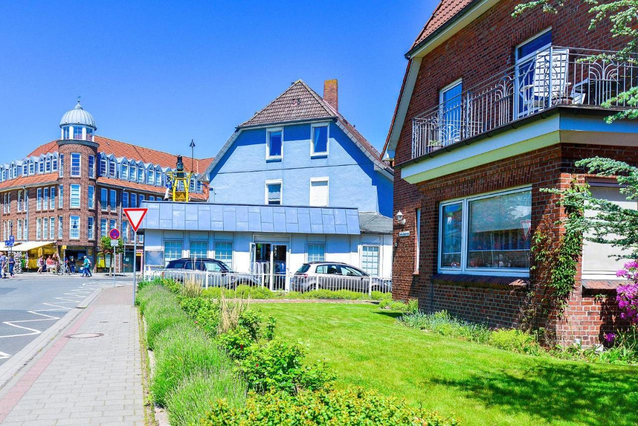 Apartment Rugenbargsweg 1 *